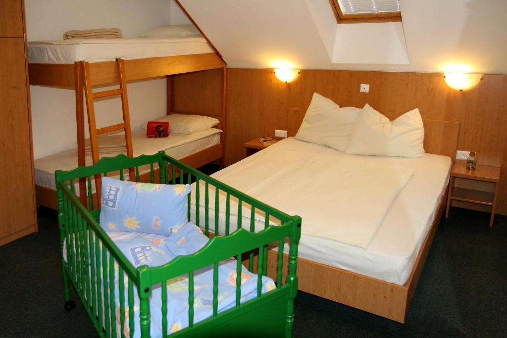 Hotel Oskar Zaplata Preddvor Camera foto