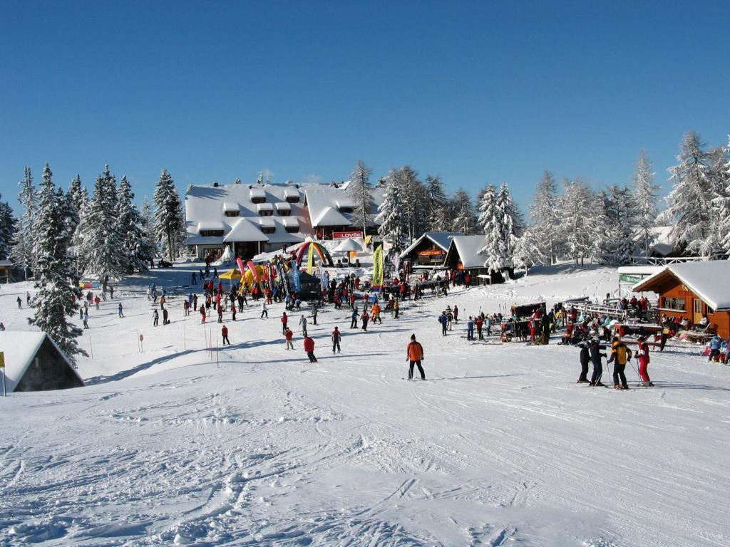 Hotel Oskar Zaplata Preddvor Esterno foto